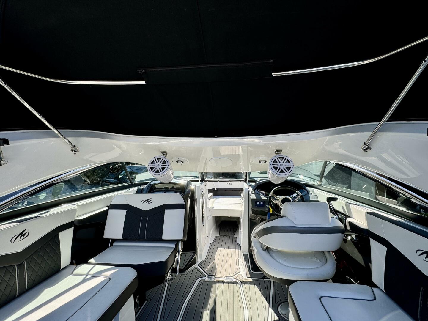 Slide: The Image of Monterey 278 SS 2019 - 4865829