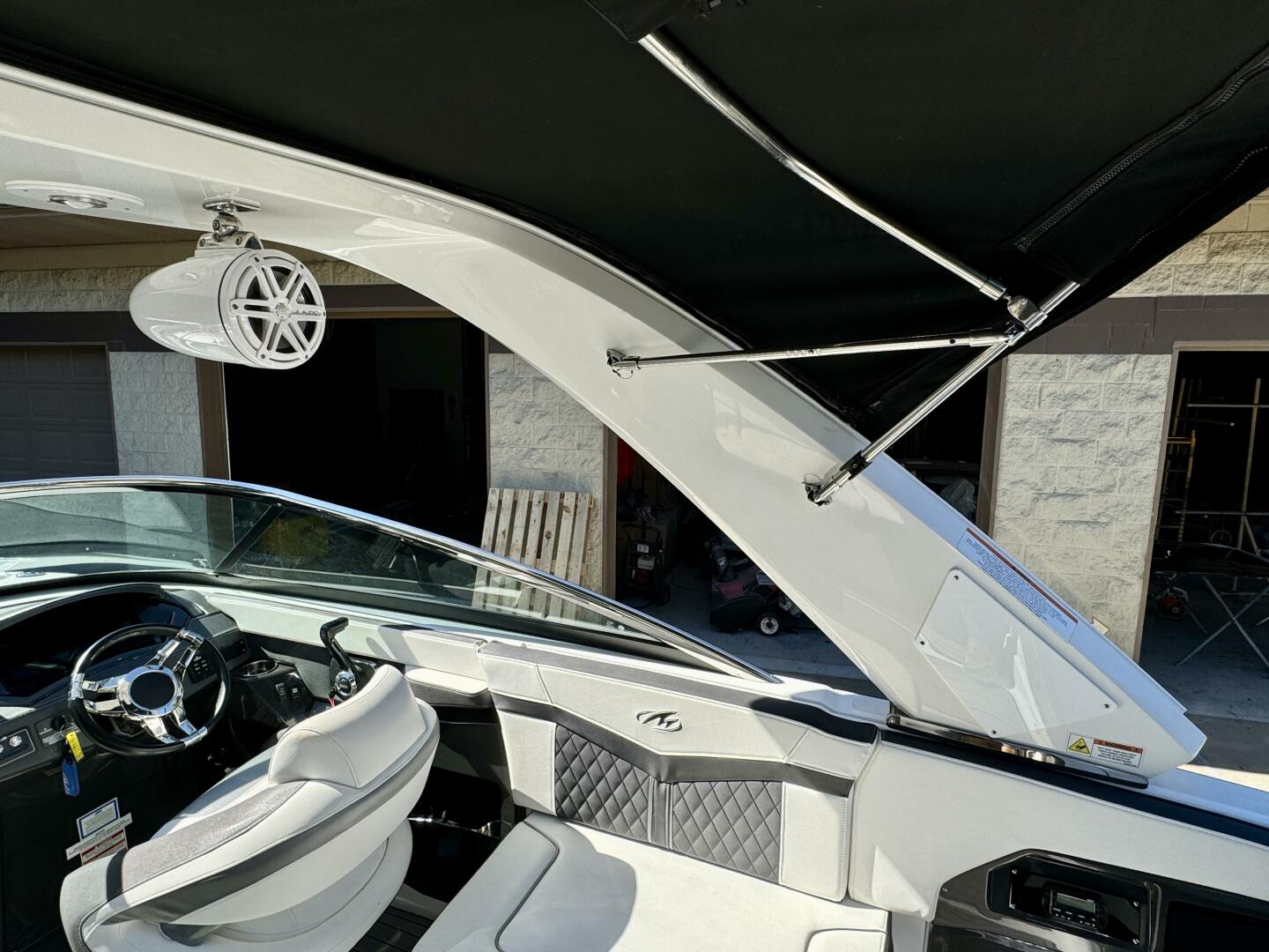 Slide: The Image of Monterey 278 SS 2019 - 4865834
