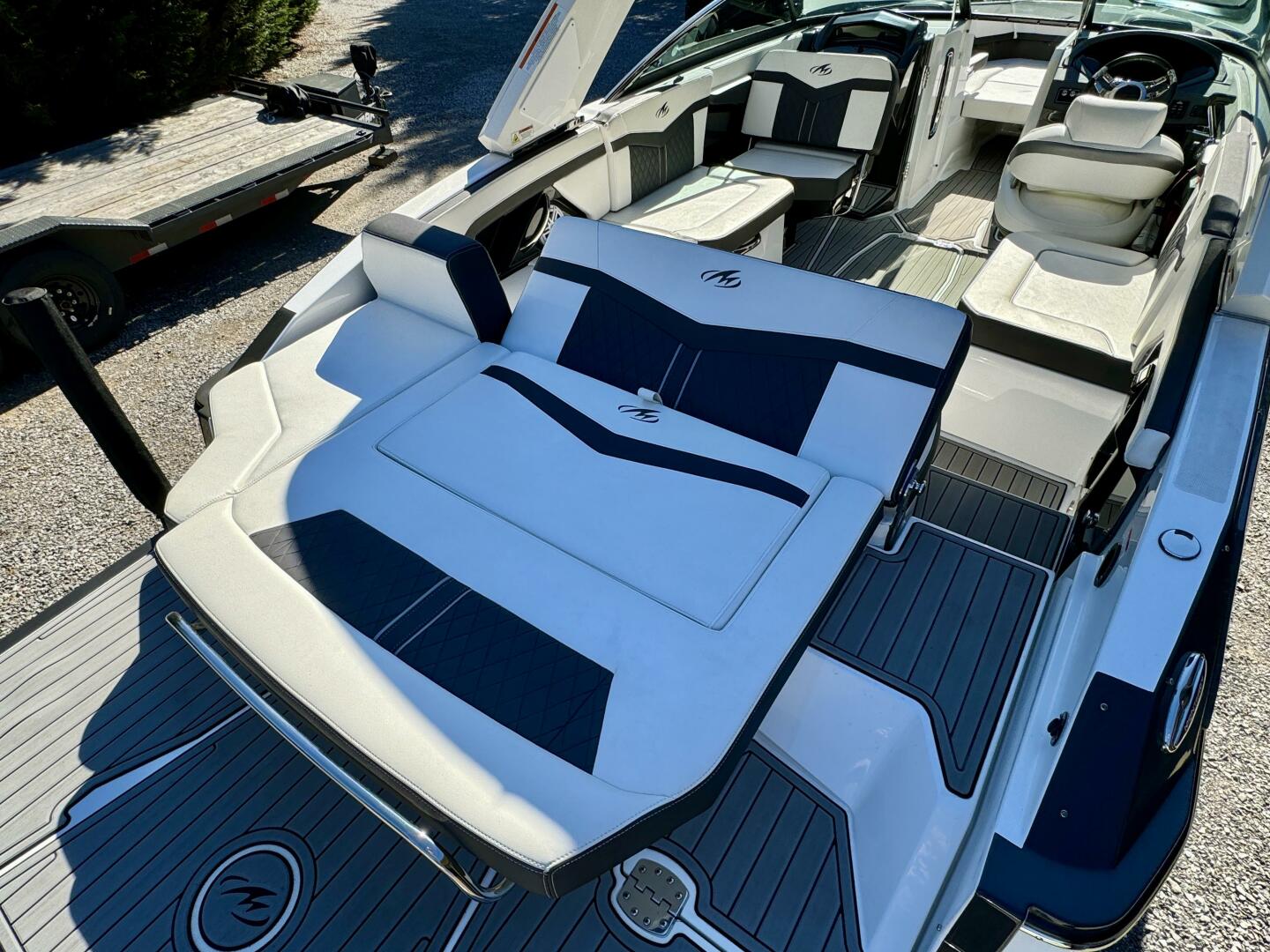 Slide: The Image of Monterey 278 SS 2019 - 4865847