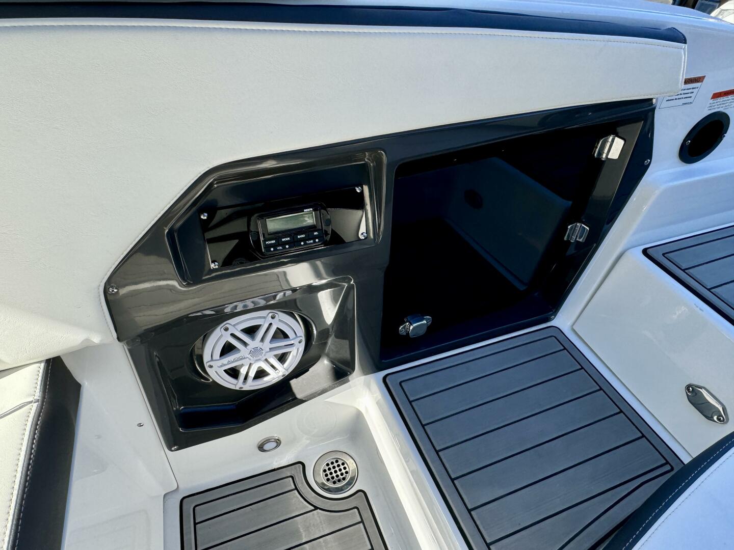 Slide: The Image of Monterey 278 SS 2019 - 4865823