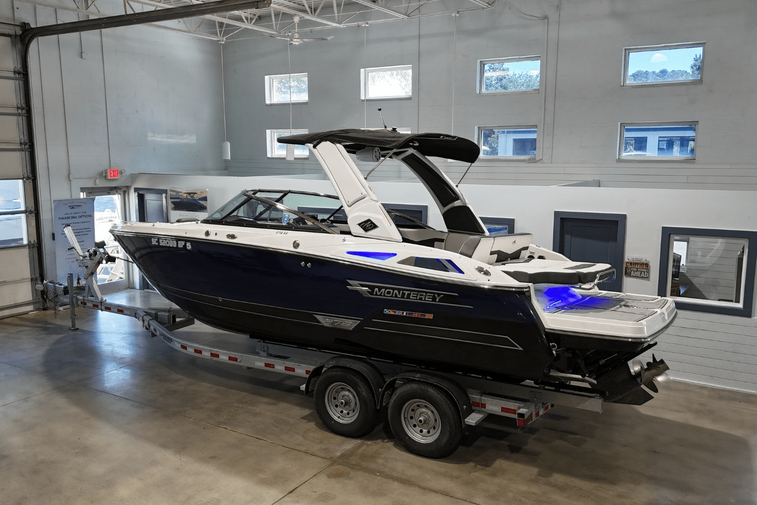 Slide: The Image of Monterey 278SS 2024 - 3