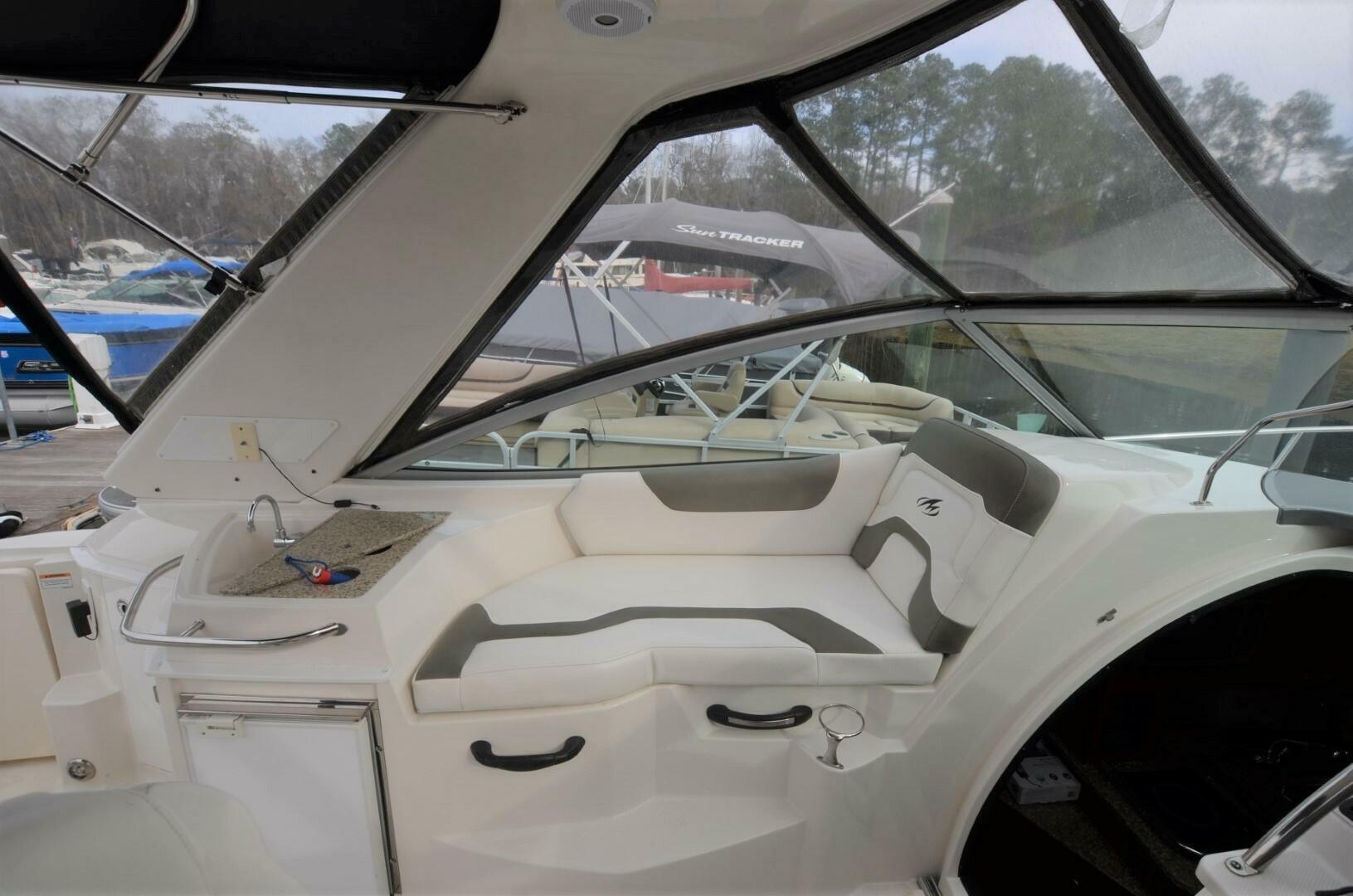 Slide: The Image of Monterey 280 SPORT CRUISER 2011 - 5311960