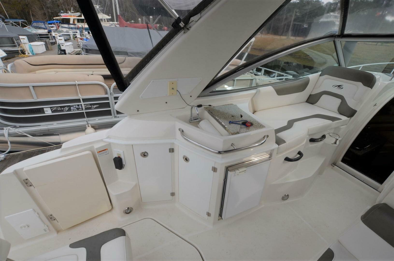 Slide: The Image of Monterey 280 SPORT CRUISER 2011 - 5311961