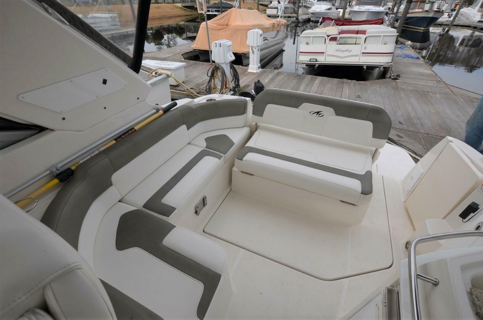 Slide: The Image of Monterey 280 SPORT CRUISER 2011 - 5311962