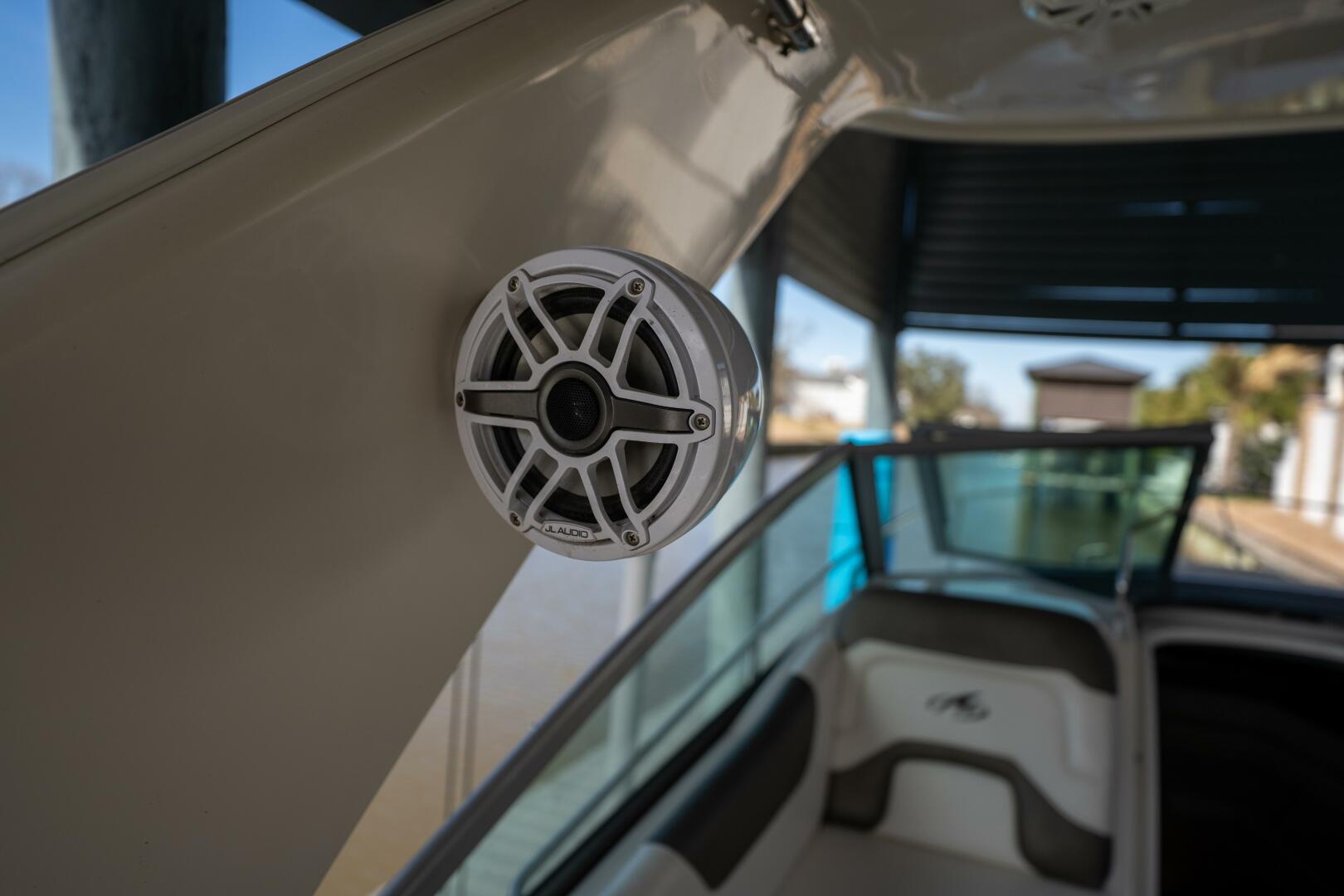 Slide: The Image of JL AUdio Speaker - 5107565