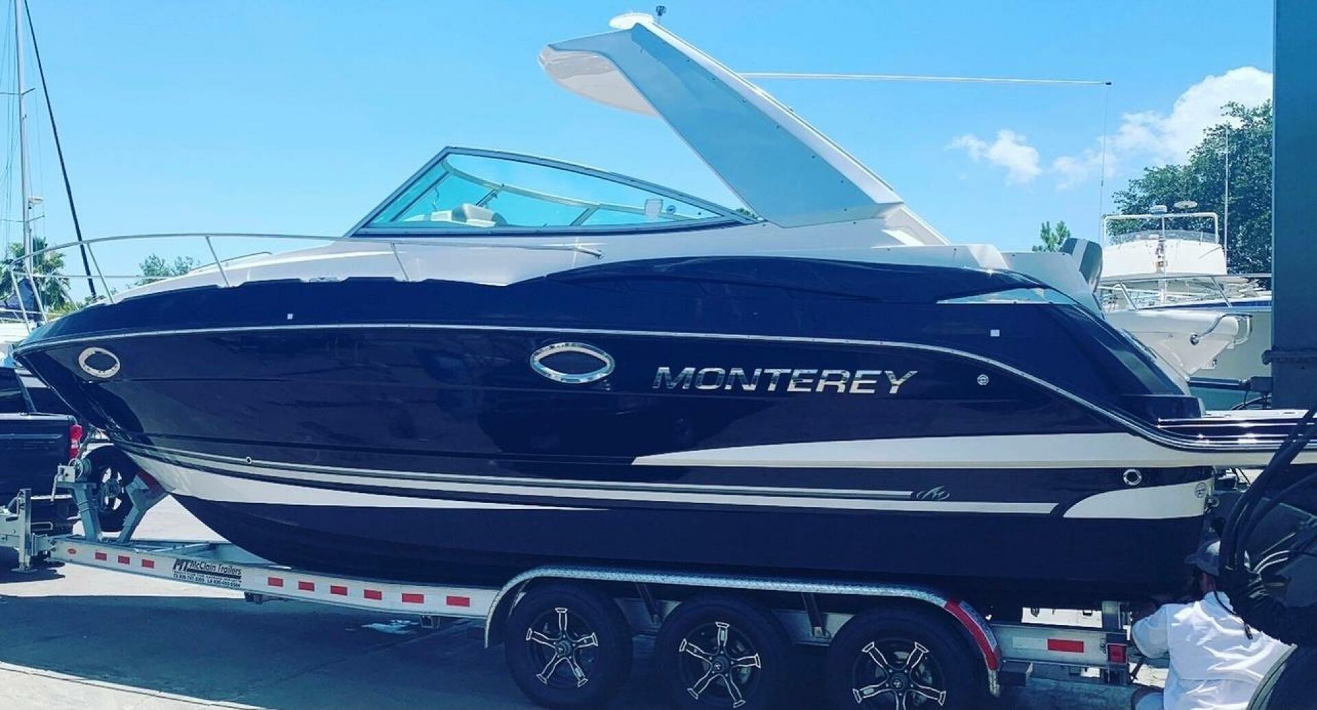 Slide: The Image of Monterey 280 Sport Yacht 2014 - 5107577