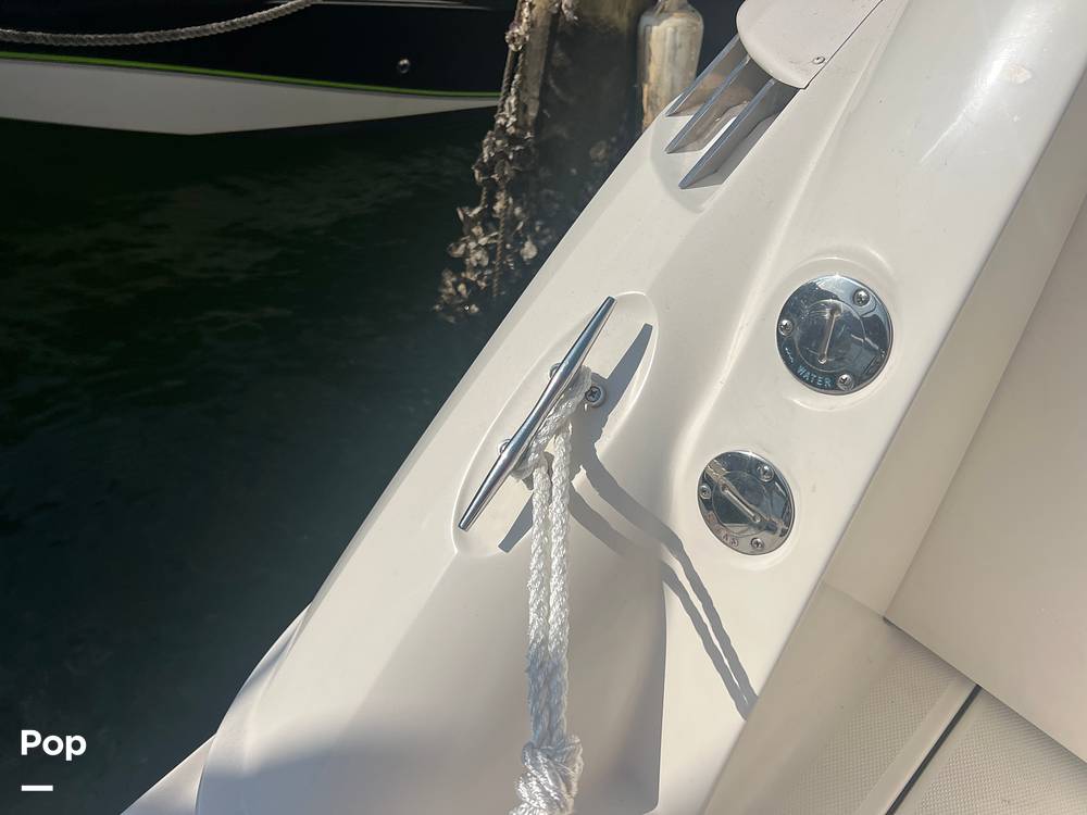 Slide: The Image of Monterey 290 Sport Cruiser 2006 - 15060470