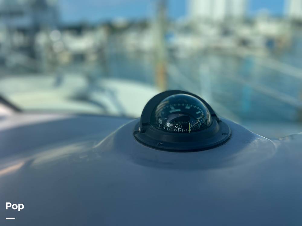 Slide: The Image of Monterey 290 Sport Cruiser 2006 - 15060480