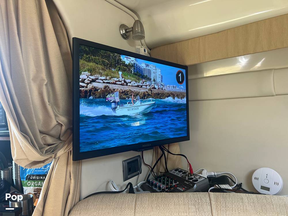 Slide: The Image of Monterey 290 Sport Cruiser 2006 - 15060380