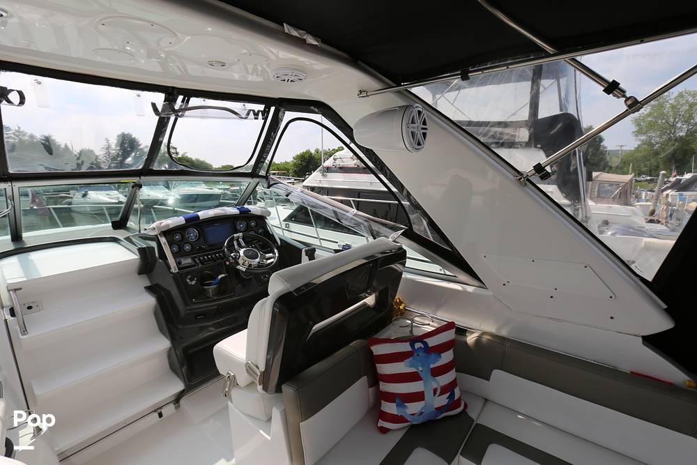 Slide: The Image of Monterey 295 Sport Yacht 2019 - 12819300