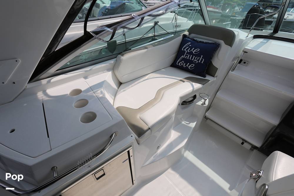 Slide: The Image of Monterey 295 Sport Yacht 2019 - 12819313