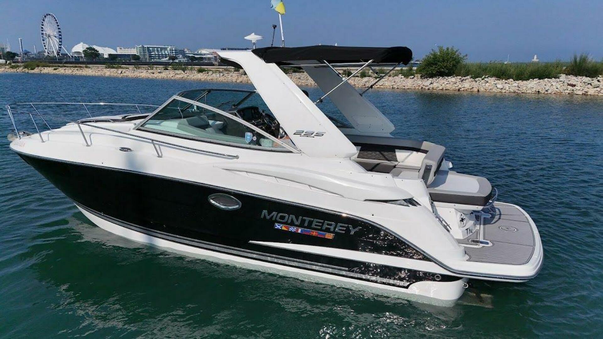 Slide: The Image of Monterey 295 Sport Yacht 2021 - 5550297