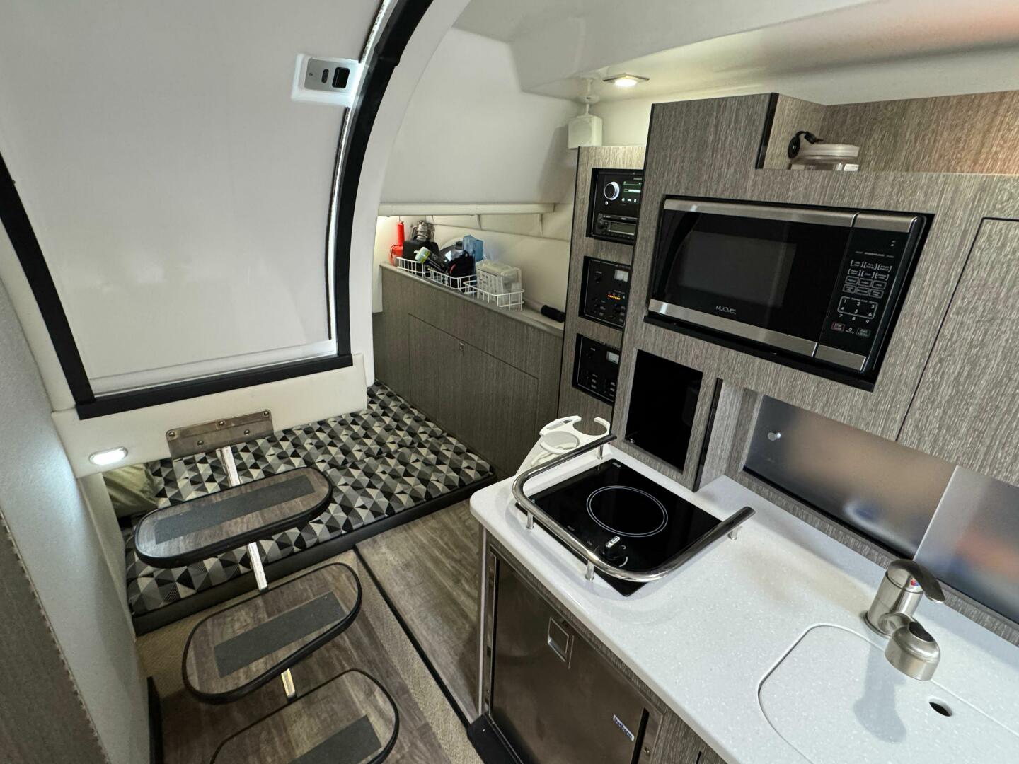 Slide: The Image of Monterey 295 Sport Yacht 2021 - 5550294