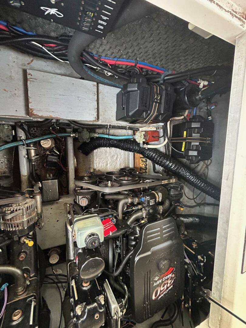 Slide: The Image of Monterey 302 Cruiser 2003 - 5313227