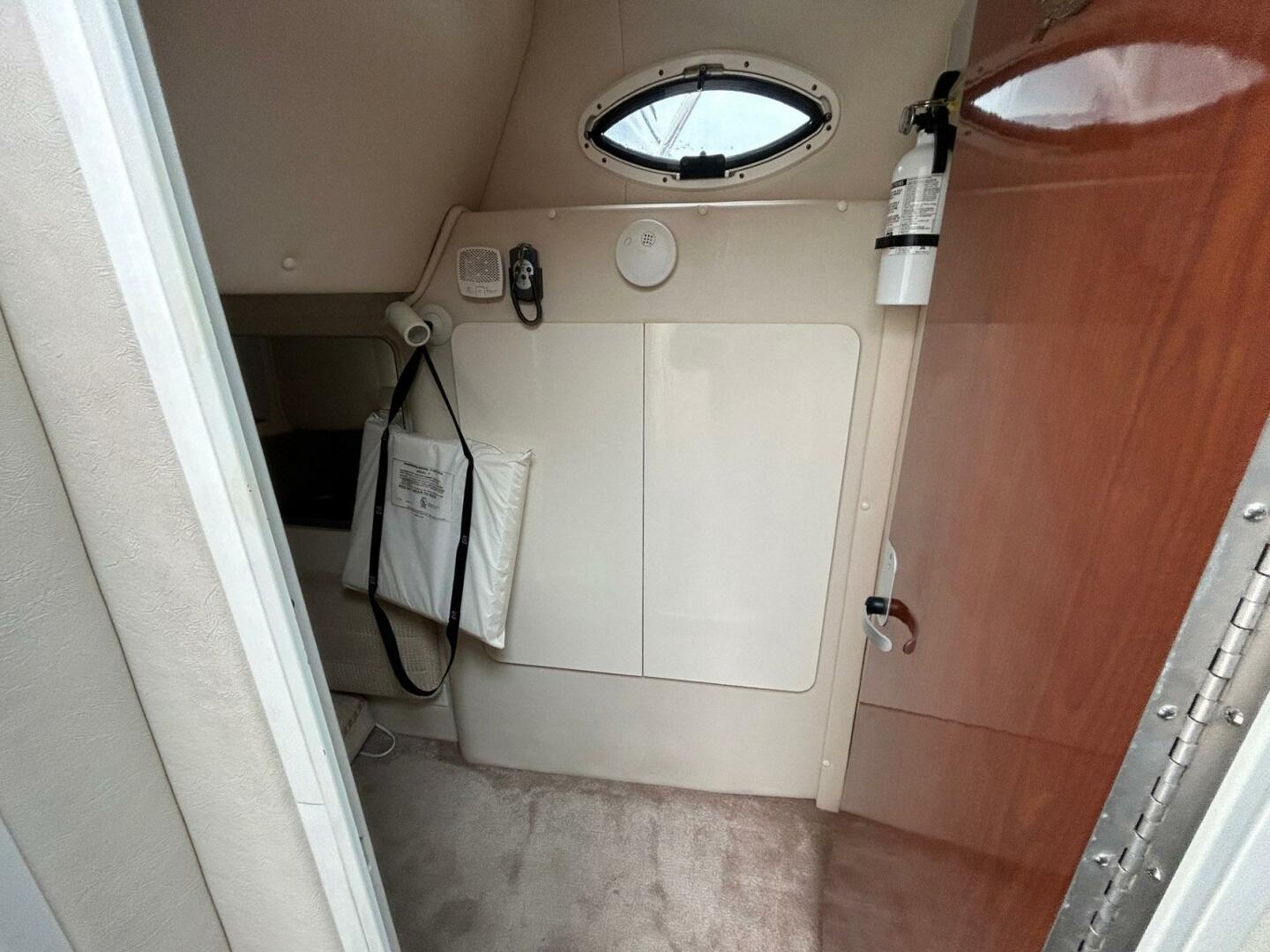 Slide: The Image of Monterey 302 Cruiser 2003 - 5313237