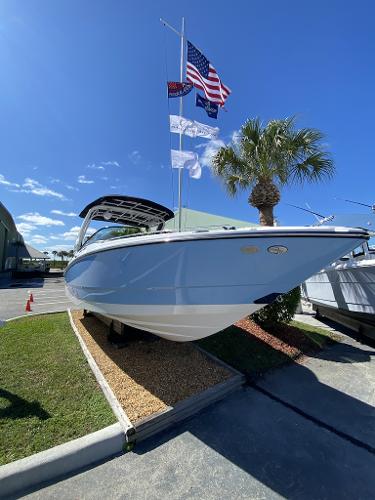 Slide: The Image of Monterey 305 Super Sport 2022 - 3