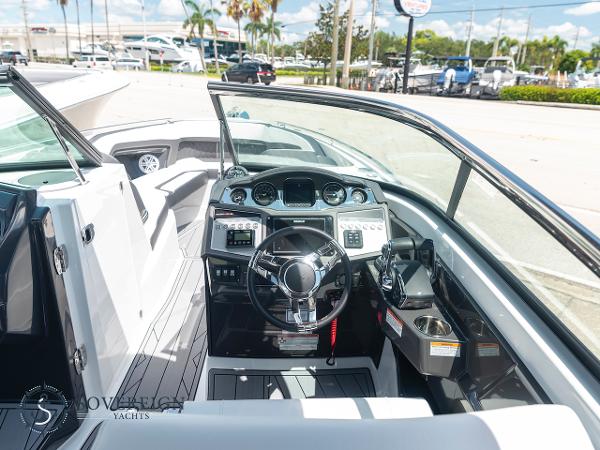Slide: The Image of Monterey 305 Super Sport 2023 - 11