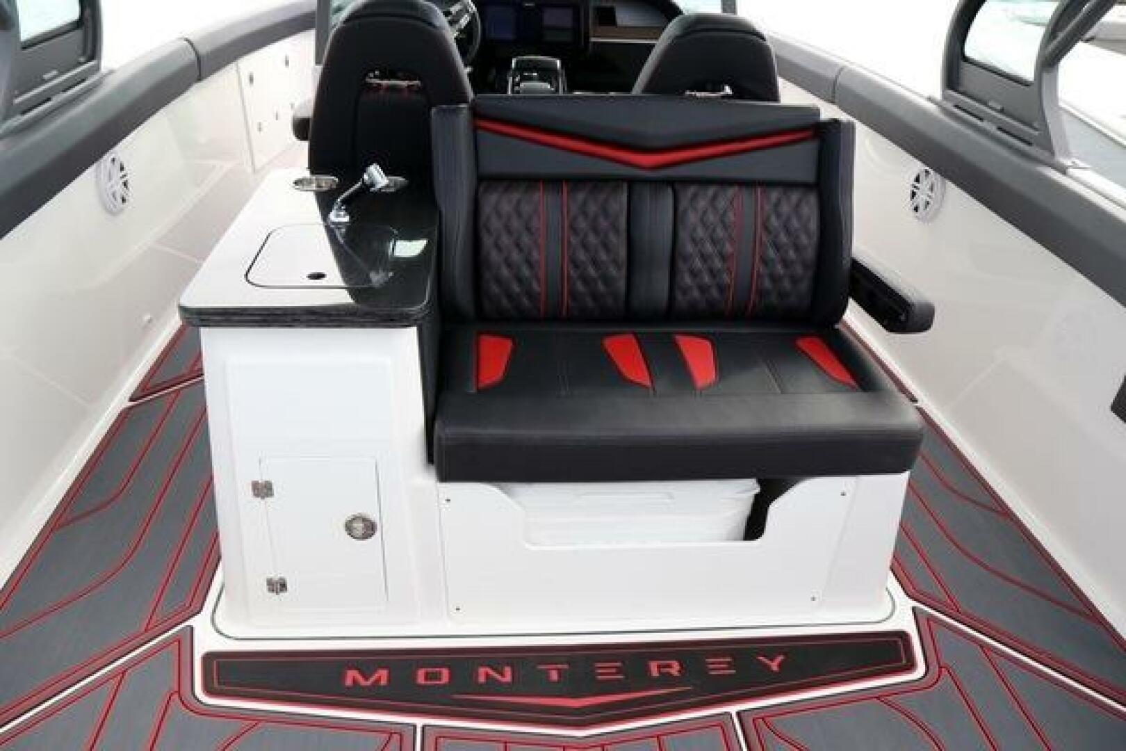 Slide: The Image of Monterey 30 Elite 2025 - 5300612