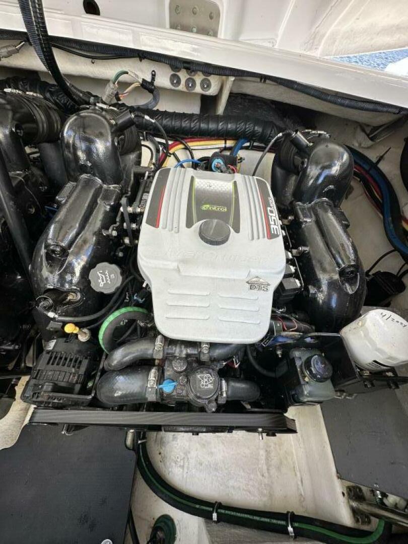 Slide: The Image of Monterey 328SS 2015 - 4881296