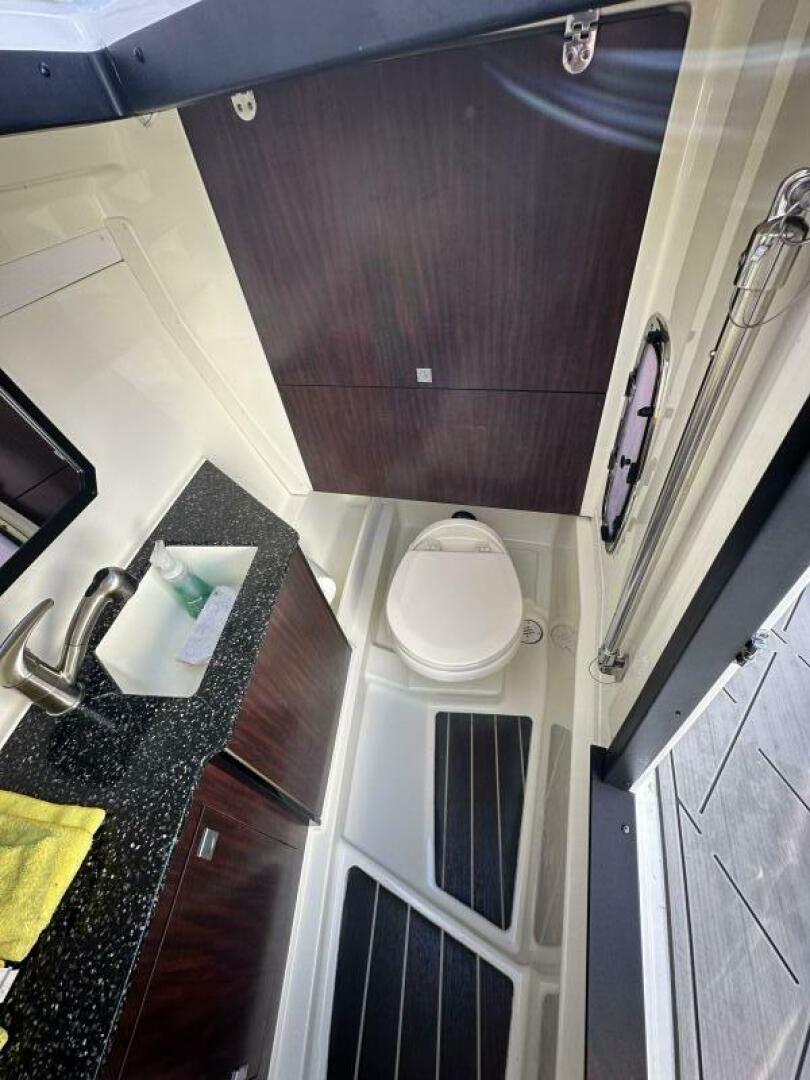 Slide: The Image of Monterey 328SS 2015 - 4881319