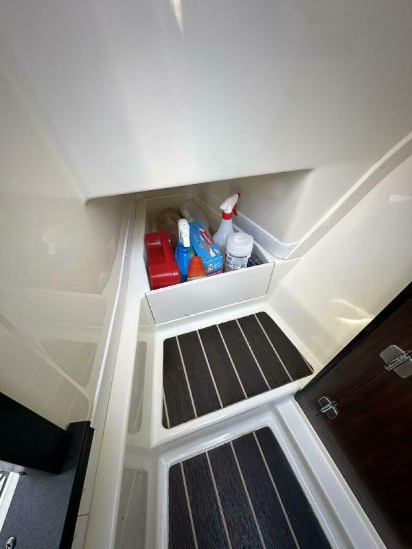 Slide: The Image of Monterey 328SS 2015 - 4881321