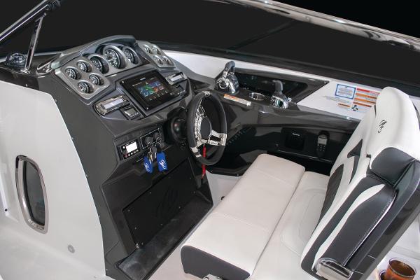 Slide: The Image of Monterey 328 Super Sport 2021 - 2