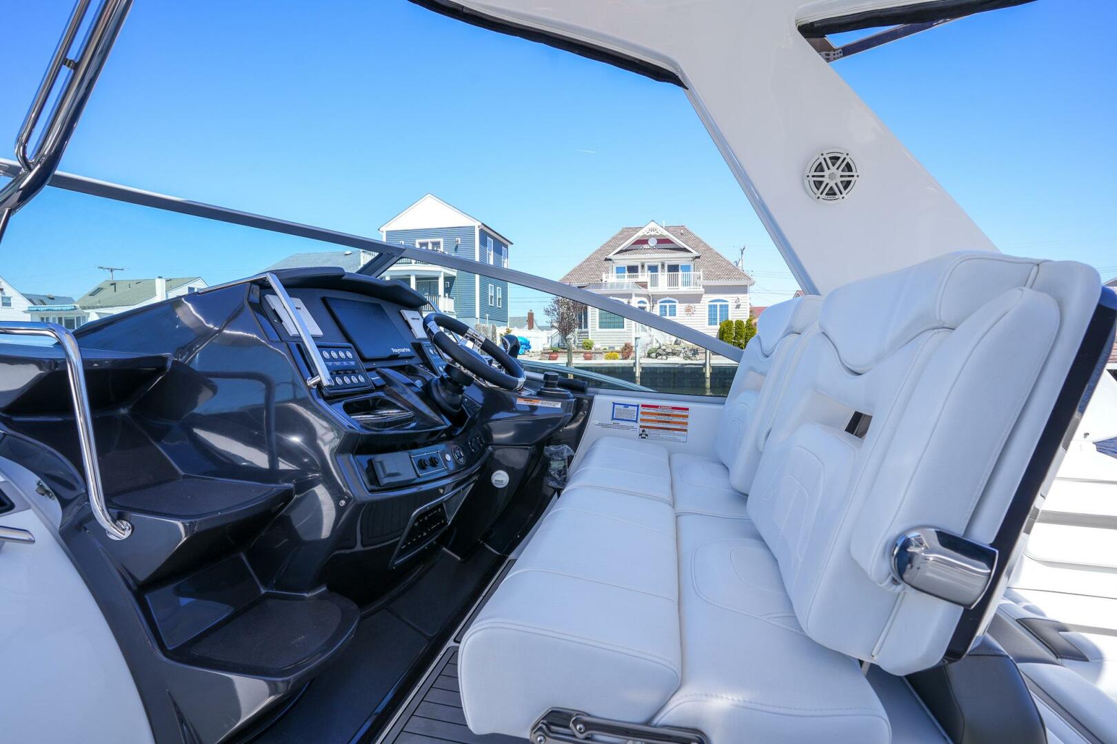 Slide: The Image of Monterey 355 Sport Yacht 2020 - 5229601