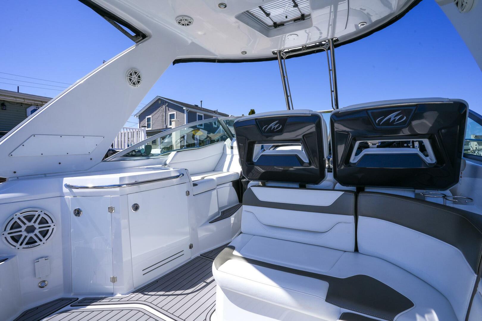 Slide: The Image of Monterey 355 Sport Yacht 2020 - 5229596