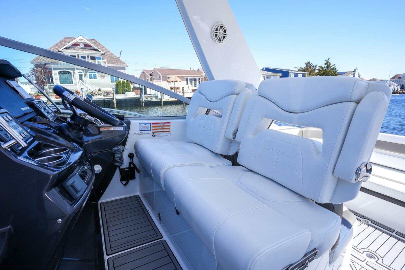 Slide: The Image of Monterey 355 Sport Yacht 2020 - 5229603