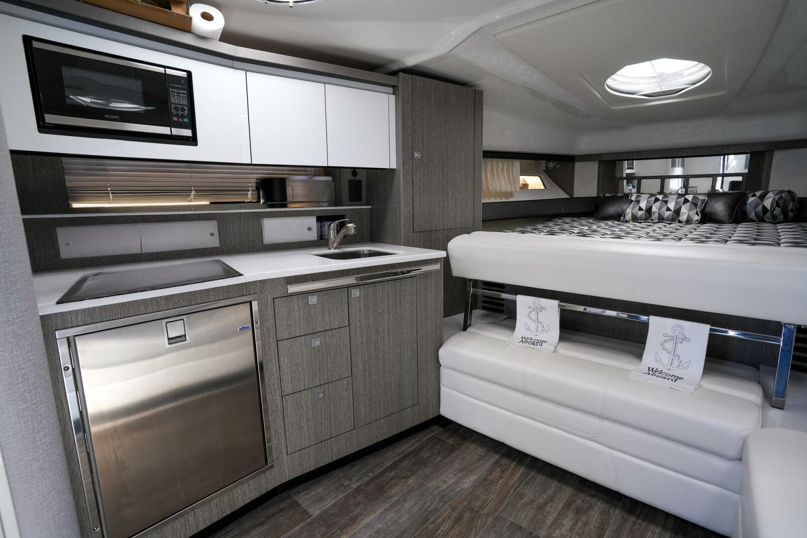 Slide: The Image of Monterey 355 Sport Yacht 2020 - 5229607