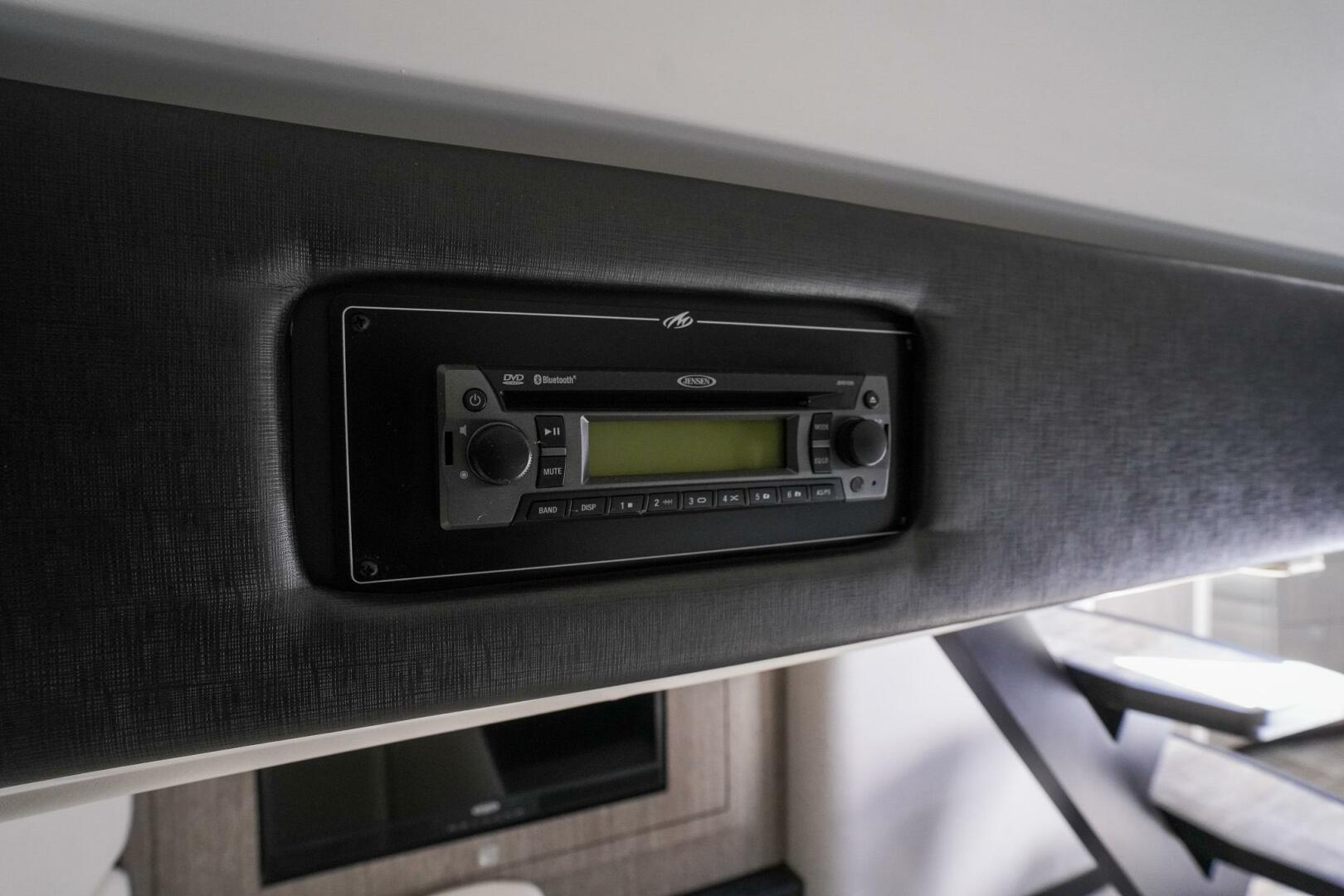 Slide: The Image of Monterey 355 Sport Yacht 2020 - 5229613