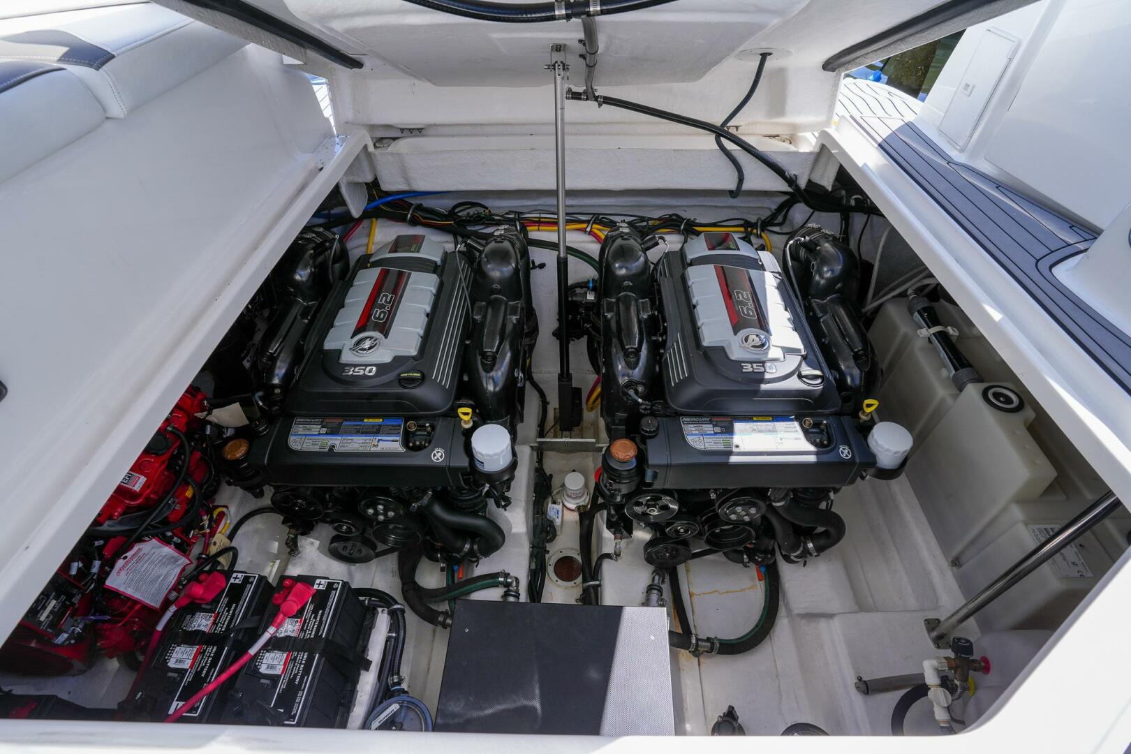 Slide: The Image of Monterey 355 Sport Yacht 2020 - 5229616