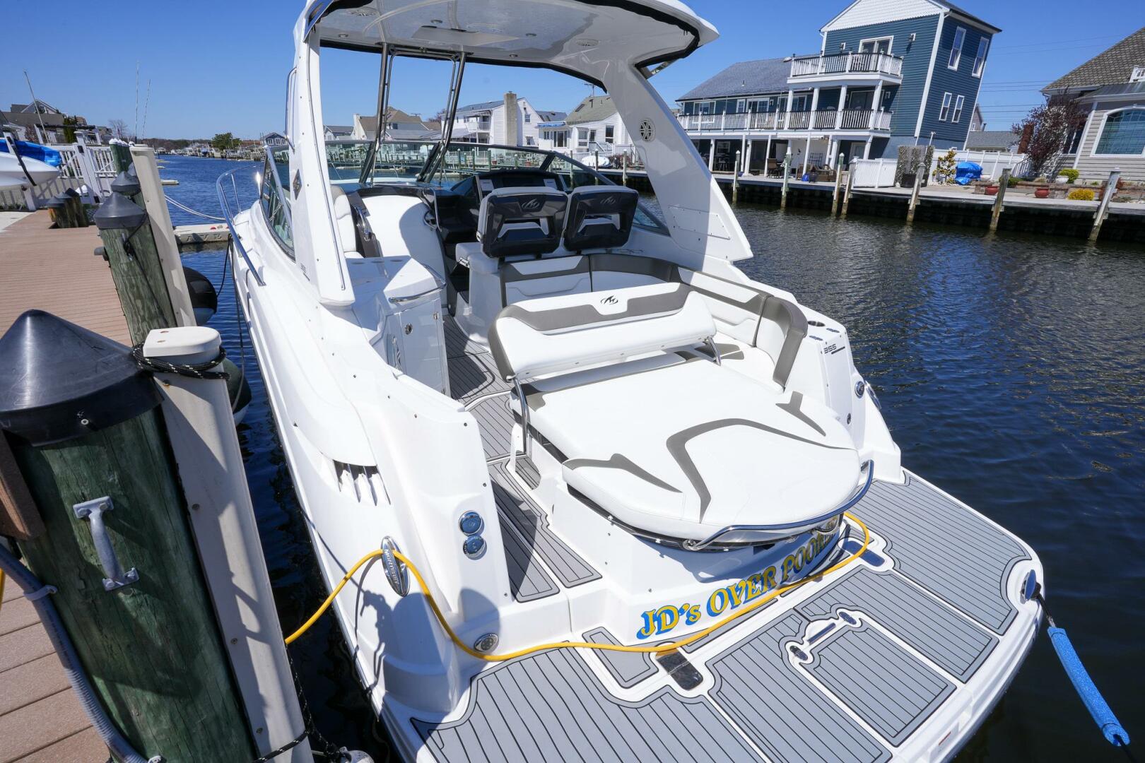 Slide: The Image of Monterey 355 Sport Yacht 2020 - 5229625