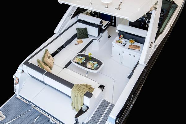 Slide: The Image of Monterey 378 Super Sport 2023 - 5