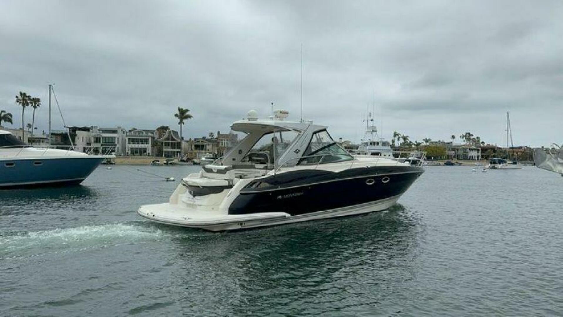 Slide: The Image of Monterey 400 Sport Yacht 2012 - 4452689