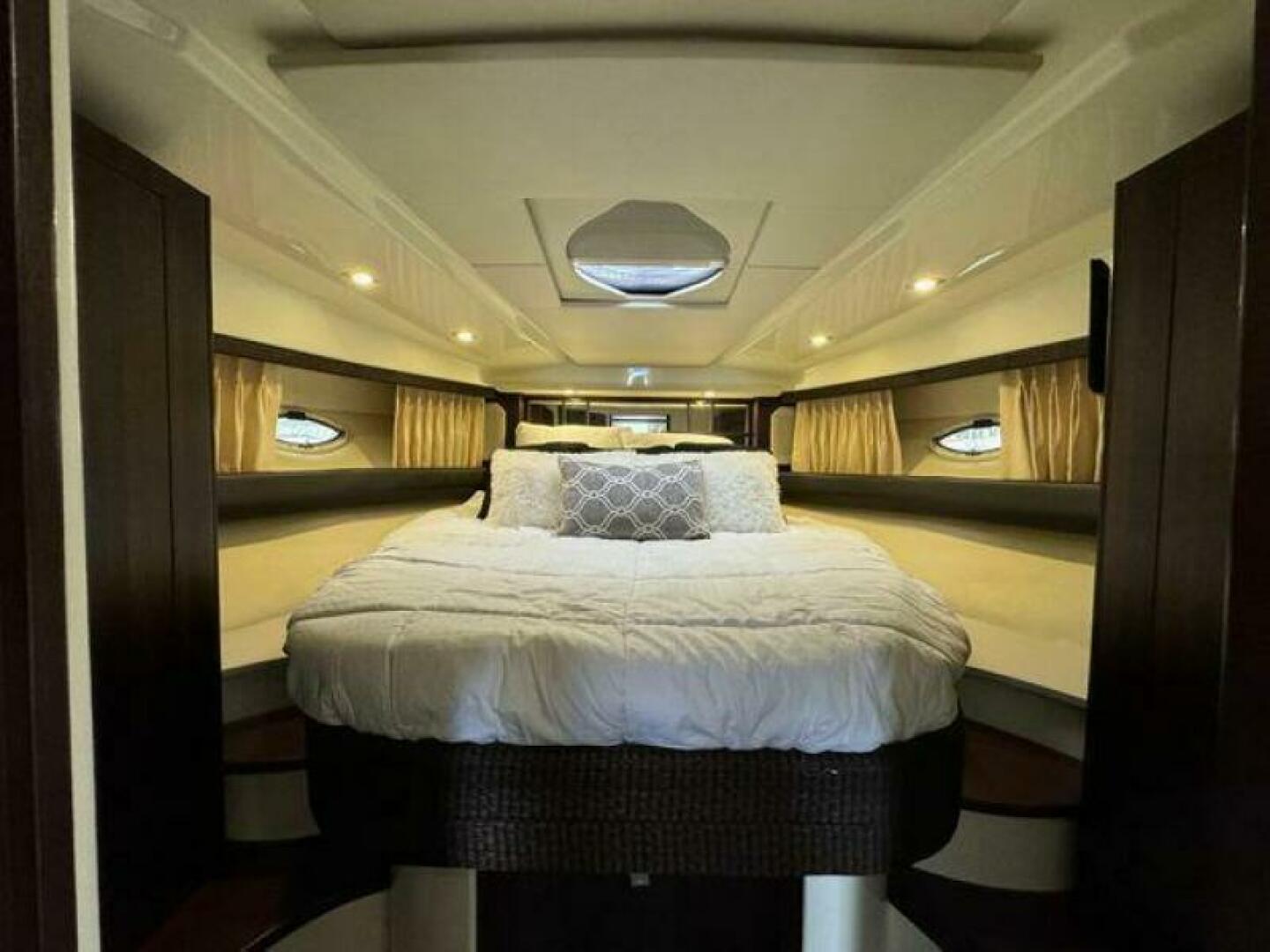Slide: The Image of Monterey 400 Sport Yacht 2012 - 4452707