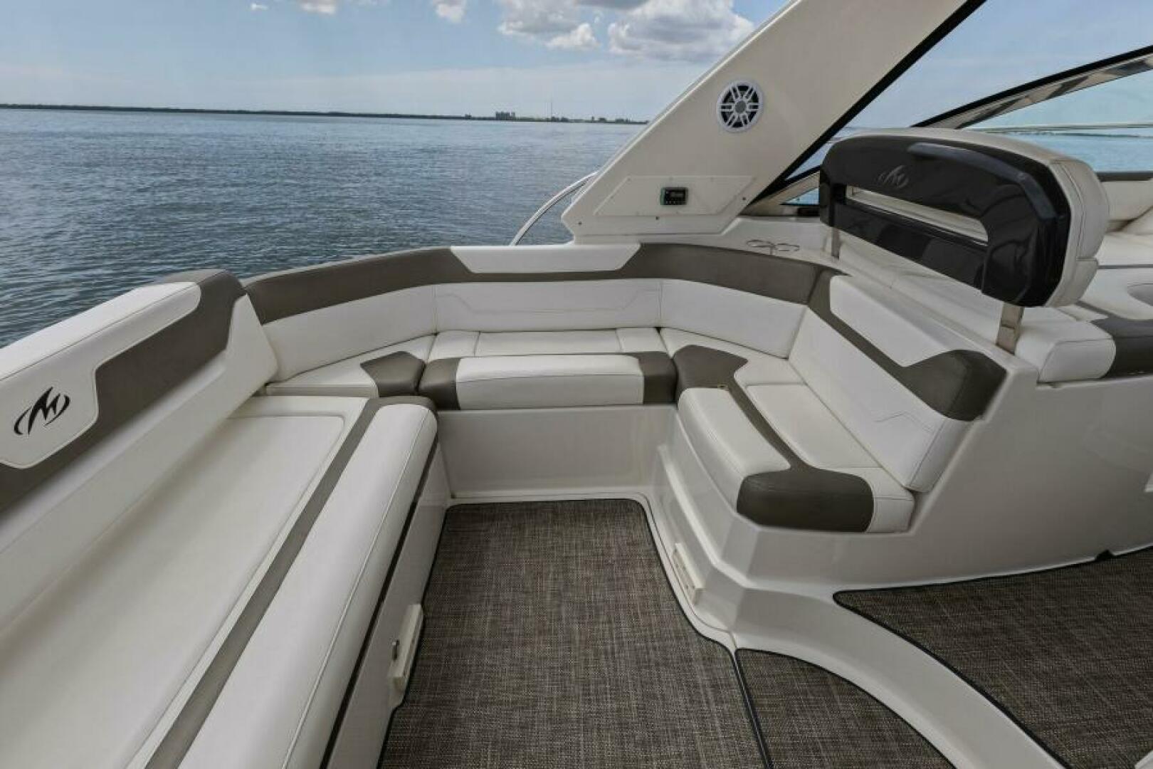 Slide: The Image of 2013 40 Monterey Sport Yacht - Favorite Mistake - Cockpit - 5157677