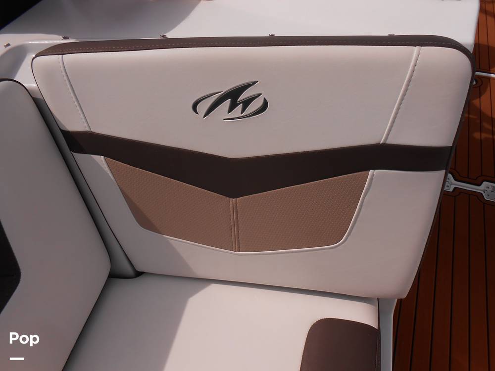 Slide: The Image of Monterey M-225 2019 - 14436781