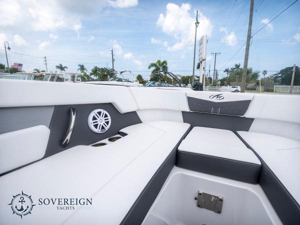 Slide: The Image of Monterey M-225 2023 - 11