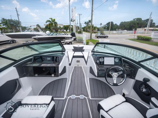 Slide: The Image of Monterey M-225 2023 - 4