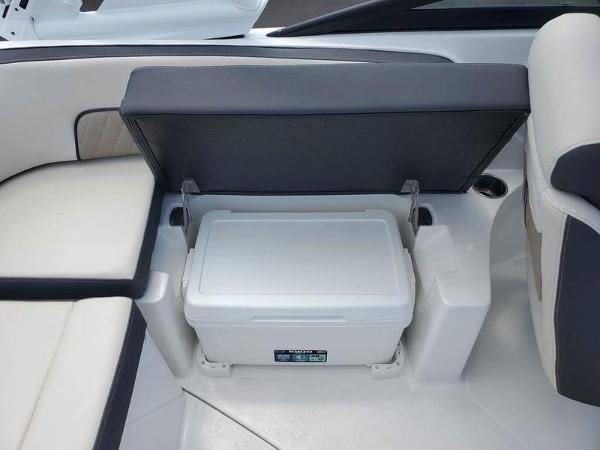 Slide: The Image of 2023 Monterey M-45 boat with built-in cooler under seat. - 15
