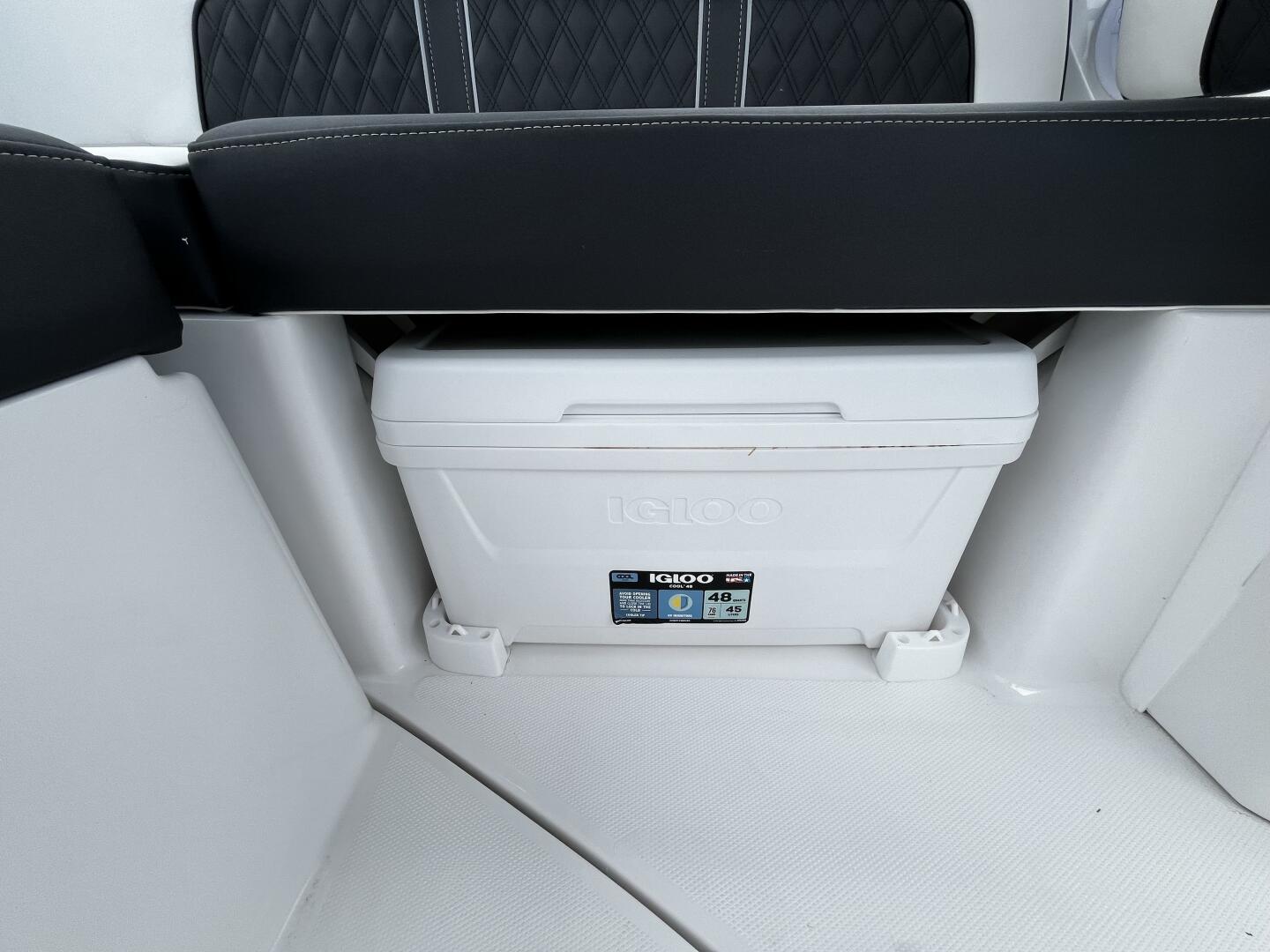 Slide: The Image of Monterey M-45 2024 - 4644376