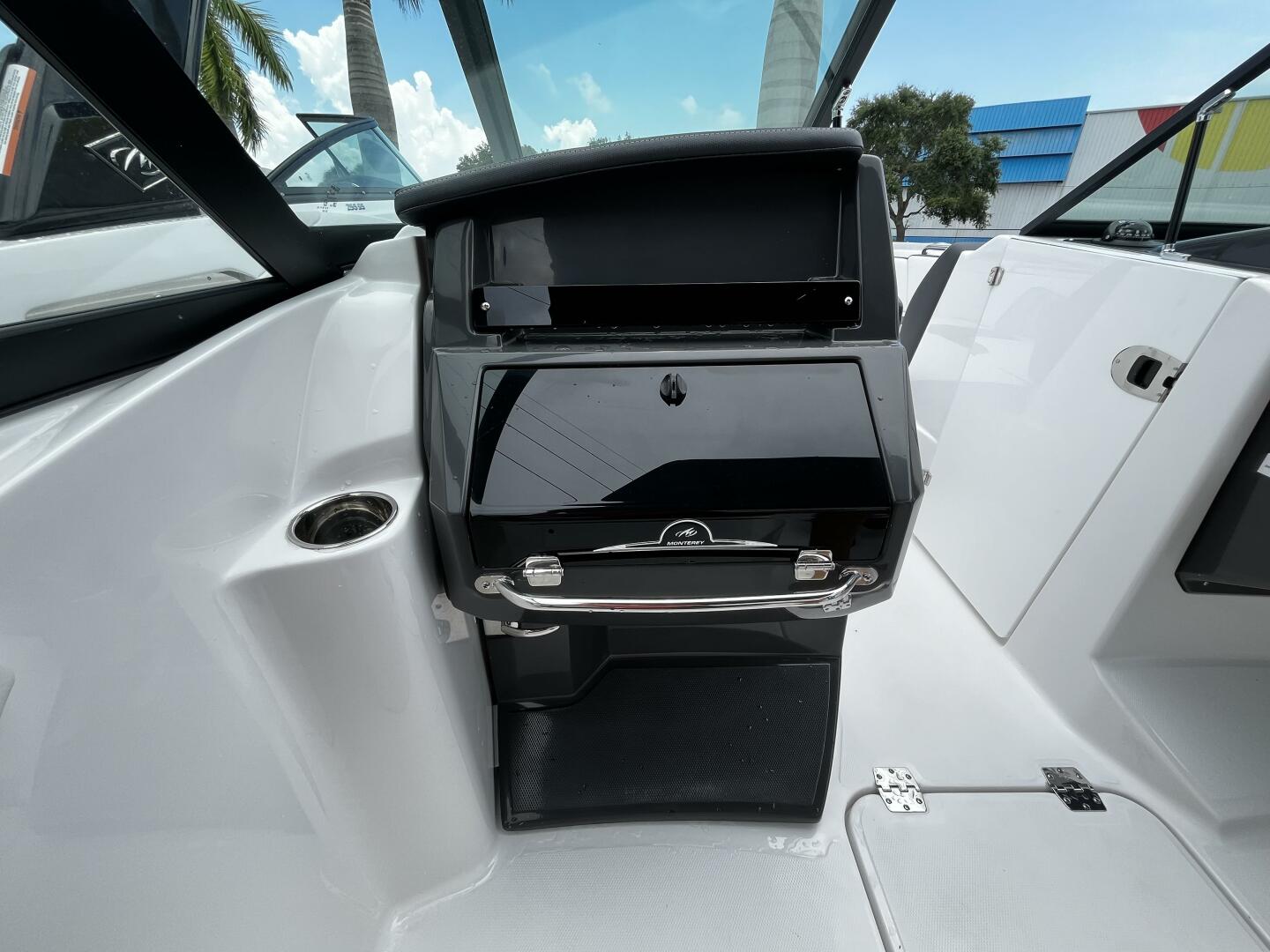 Slide: The Image of Monterey M-45 2024 - 4644380