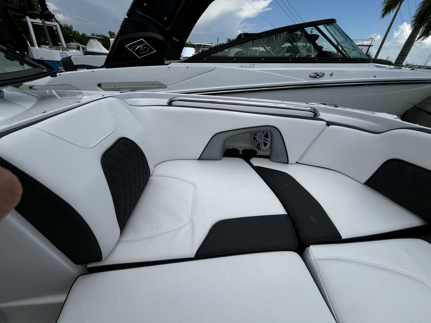 Slide: The Image of Monterey M-45 2024 - 4644402