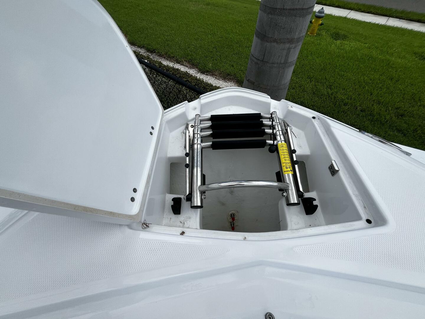 Slide: The Image of Monterey M-45 2024 - 4644422