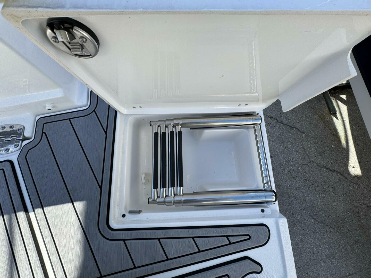 Slide: The Image of Monterey M-45 2025 - 5116409