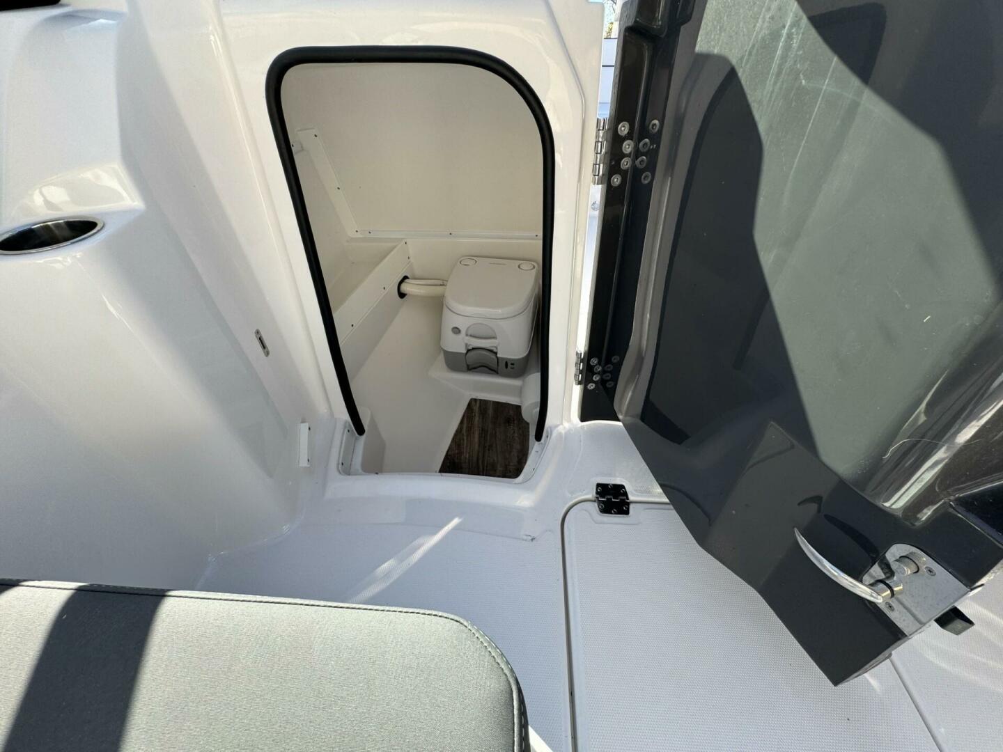 Slide: The Image of Monterey M-45 2025 - 5116420