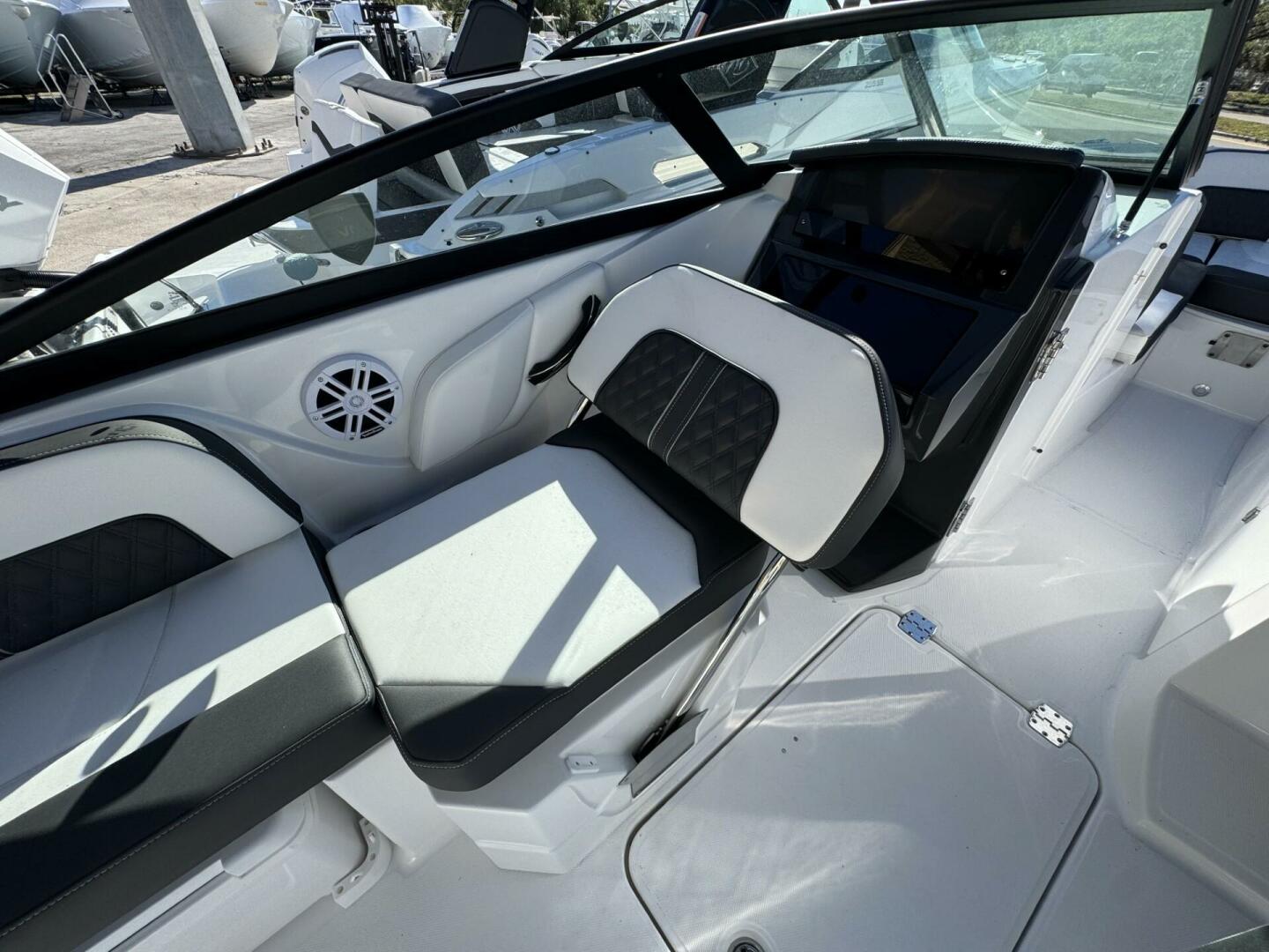 Slide: The Image of Monterey M-45 2025 - 5116421