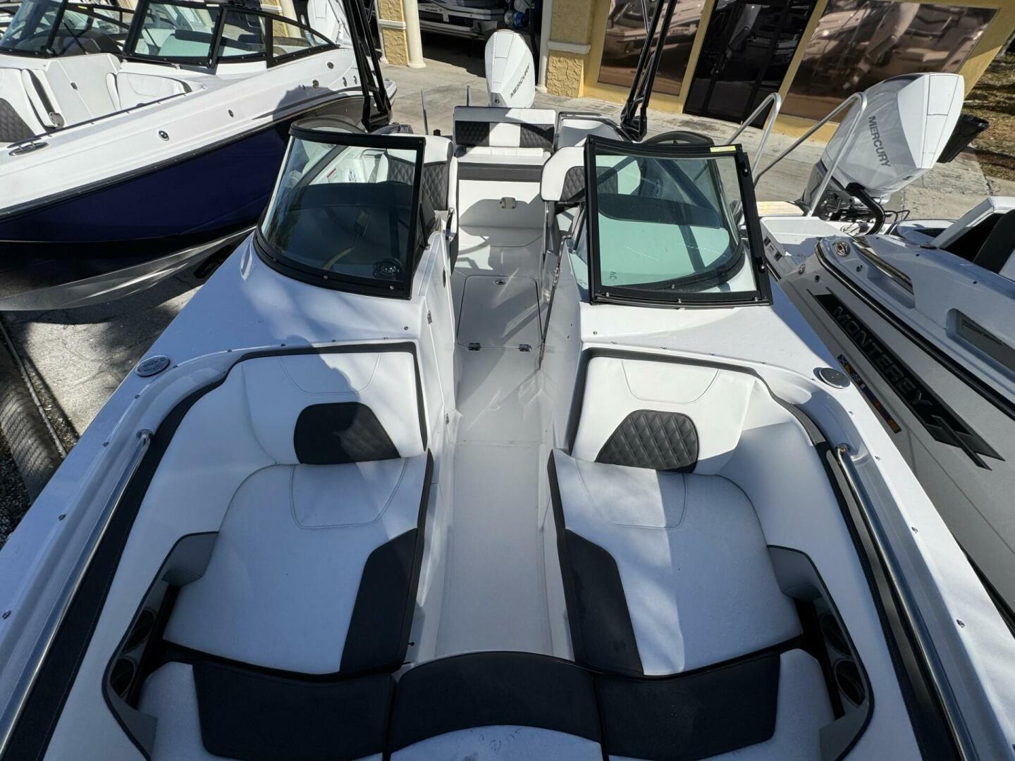 Slide: The Image of Monterey M-45 2025 - 5116425