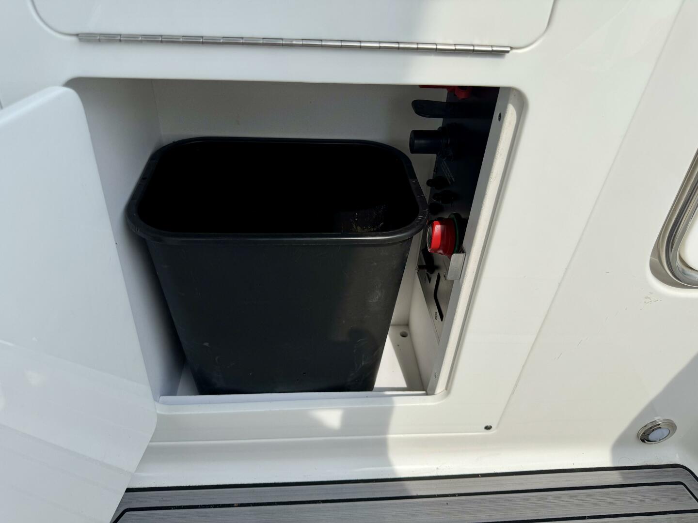 Slide: The Image of Monterey M-65 2023 - 5563365